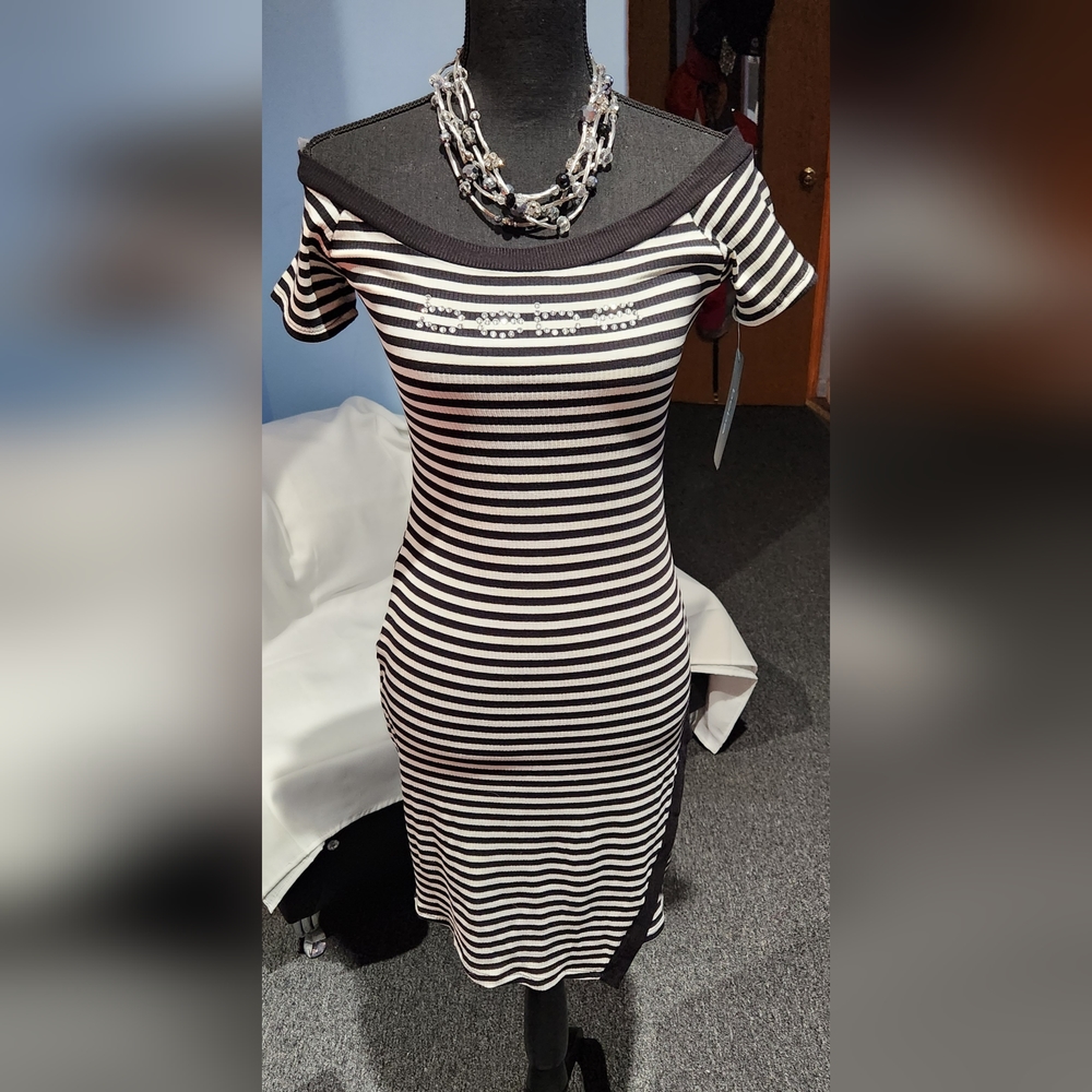 Bebe Short Sleeve Logo Dress